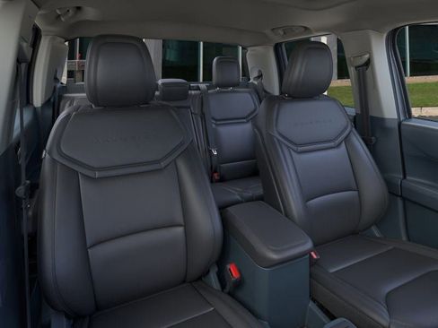 New 2026 Ford Maverick Lariat w/ Black Appearance Package image 10