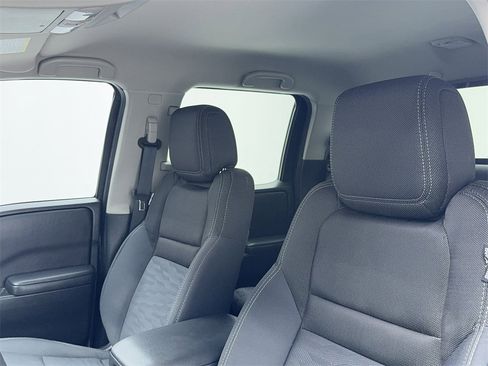 Used 2023 Nissan Frontier SV w/ SV Convenience Package image 37