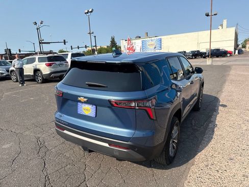Used 2026 Chevrolet Equinox LT AWD/4WD image 13