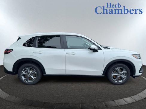 New 2026 Honda HR-V LX image 11