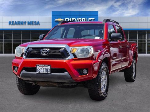 Used 2012 Toyota Tacoma PreRunner w/ TRD Off-Road Pkg RWD image 3