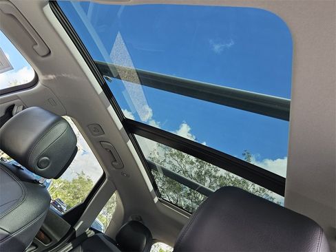 Used 2020 Audi Q5 2.0T Premium w/ Convenience Package image 4