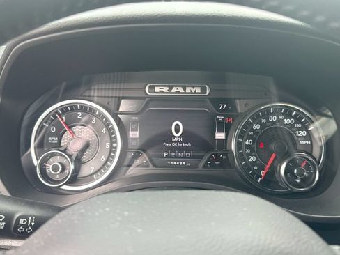 Used 2022 RAM 1500 Big Horn AWD/4WD image 17