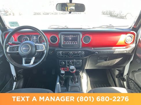 Used 2020 Jeep Wrangler Unlimited Rubicon w/ Dual Top Group AWD/4WD image 12