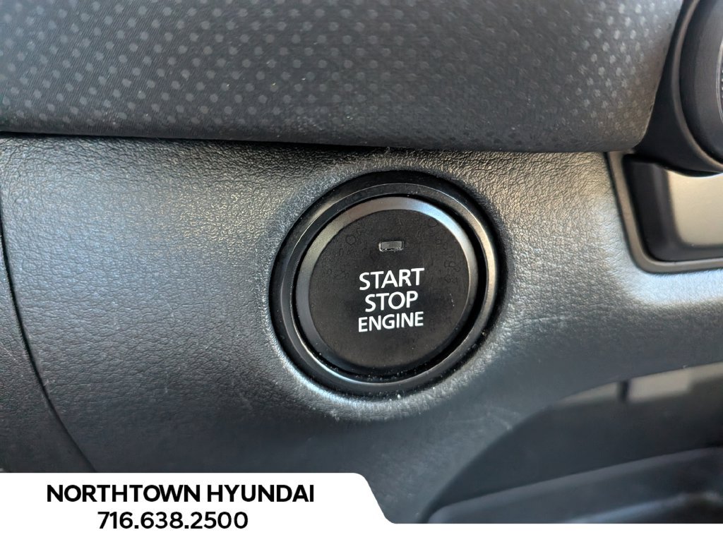 Used 2025 MAZDA CX-50 AWD 2.5 S w/ Accent Package image 17