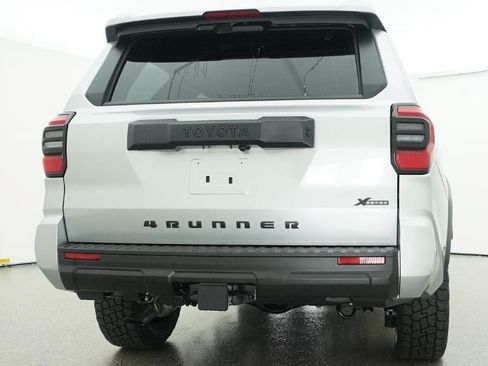 New 2026 Toyota 4Runner SR5 AWD/4WD image 23