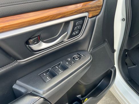 Used 2017 Honda CR-V EX-L image 12