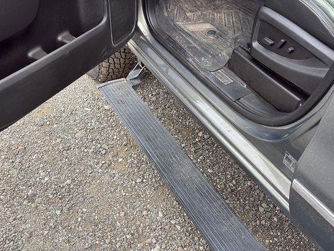 Used 2018 GMC Sierra 3500 Denali w/ Duramax Plus Package image 8