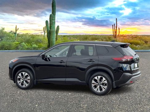Certified 2023 Nissan Rogue SV image 4