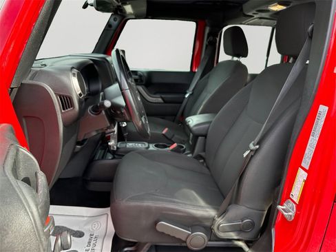 Used 2017 Jeep Wrangler Unlimited Sport w/ Connectivity Group image 24