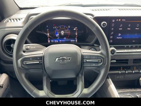 Used 2023 Chevrolet Colorado Trail Boss w/ Technology Package AWD/4WD image 32