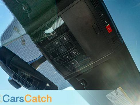 Used 2021 Volkswagen GTI SE image 23