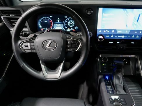 Used 2024 Lexus GX 550 image 14