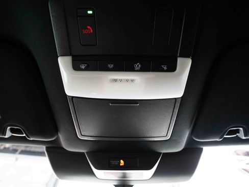 Used 2024 Nissan Pathfinder Rock Creek AWD/4WD image 18