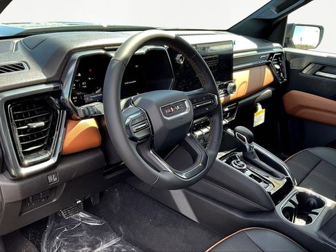 New 2026 GMC Canyon AT4 w/ LPO, Off Road Lift Package image 9