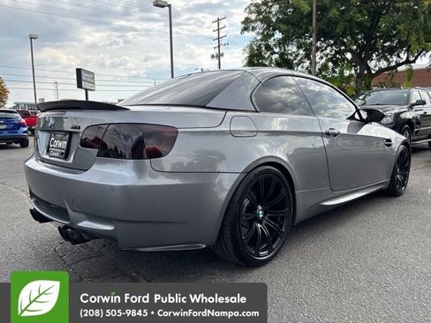 Used 2011 BMW M3 Convertible RWD image 5