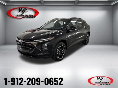 New 2026 Chevrolet Trax RS w/ Sunroof Package FWD image 1