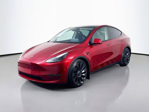 Used 2024 Tesla Model Y Performance AWD/4WD image 1