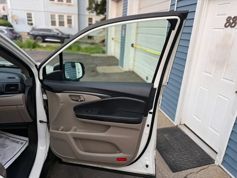 Used 2016 Honda Pilot EX-L image 37