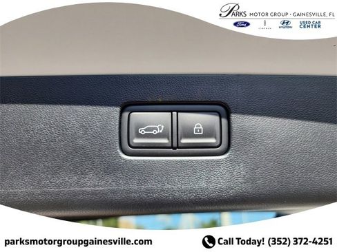 New 2026 Hyundai Ioniq 9 SEL image 9