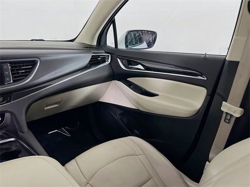 Used 2023 Buick Enclave Essence w/ Sport Touring Edition image 20