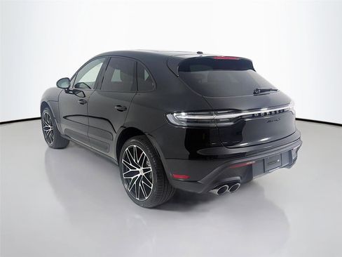 New 2026 Porsche Macan S image 3