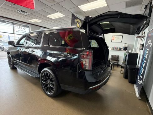 Used 2022 Chevrolet Suburban LT w/ LT Signature Plus Package AWD/4WD image 60