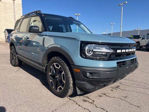 Used 2023 Ford Bronco Sport Outer Banks w/ Tech Package AWD/4WD image 9