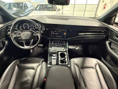 Used 2019 Audi Q8 Premium w/ Convenience Package image 2