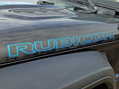 Used 2024 Jeep Wrangler Unlimited Rubicon 4xe w/ Technology Group image 34