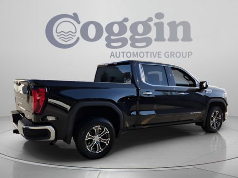 Used 2025 GMC Sierra 1500 SLT RWD image 5