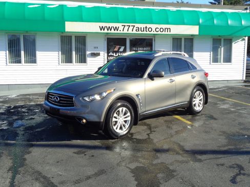 Used 2013 INFINITI FX37 AWD w/ Premium Pkg image 10