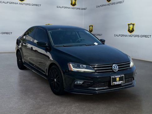 Used 2018 Volkswagen Jetta Wolfsburg Edition FWD image 7