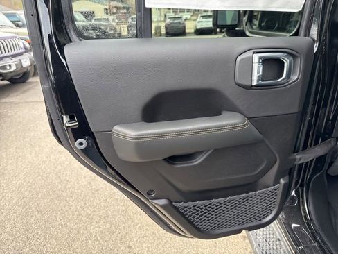 New 2026 Jeep Wrangler Sahara image 24