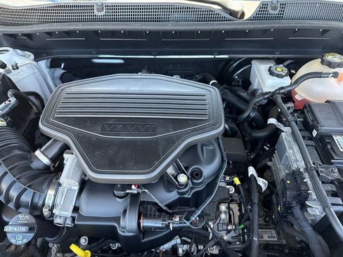 Used 2023 Chevrolet Blazer Premier w/ Driver Confidence II Package FWD image 36