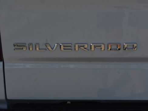 New 2026 Chevrolet Silverado 1500 High Country w/ High Country Premium Package AWD/4WD image 7