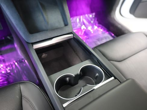 Used 2024 Tesla Model 3 Standard Range image 29