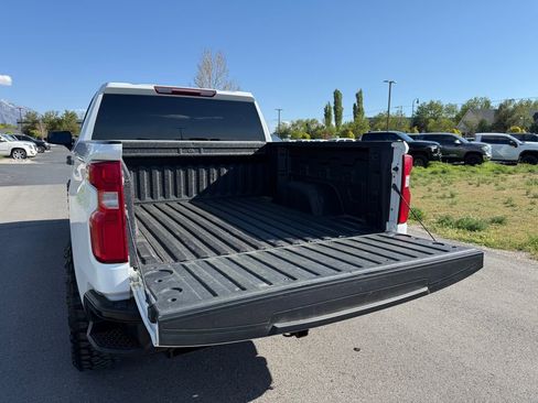 Used 2020 Chevrolet Silverado 1500 Custom Trail Boss w/ Custom Convenience Package AWD/4WD image 13