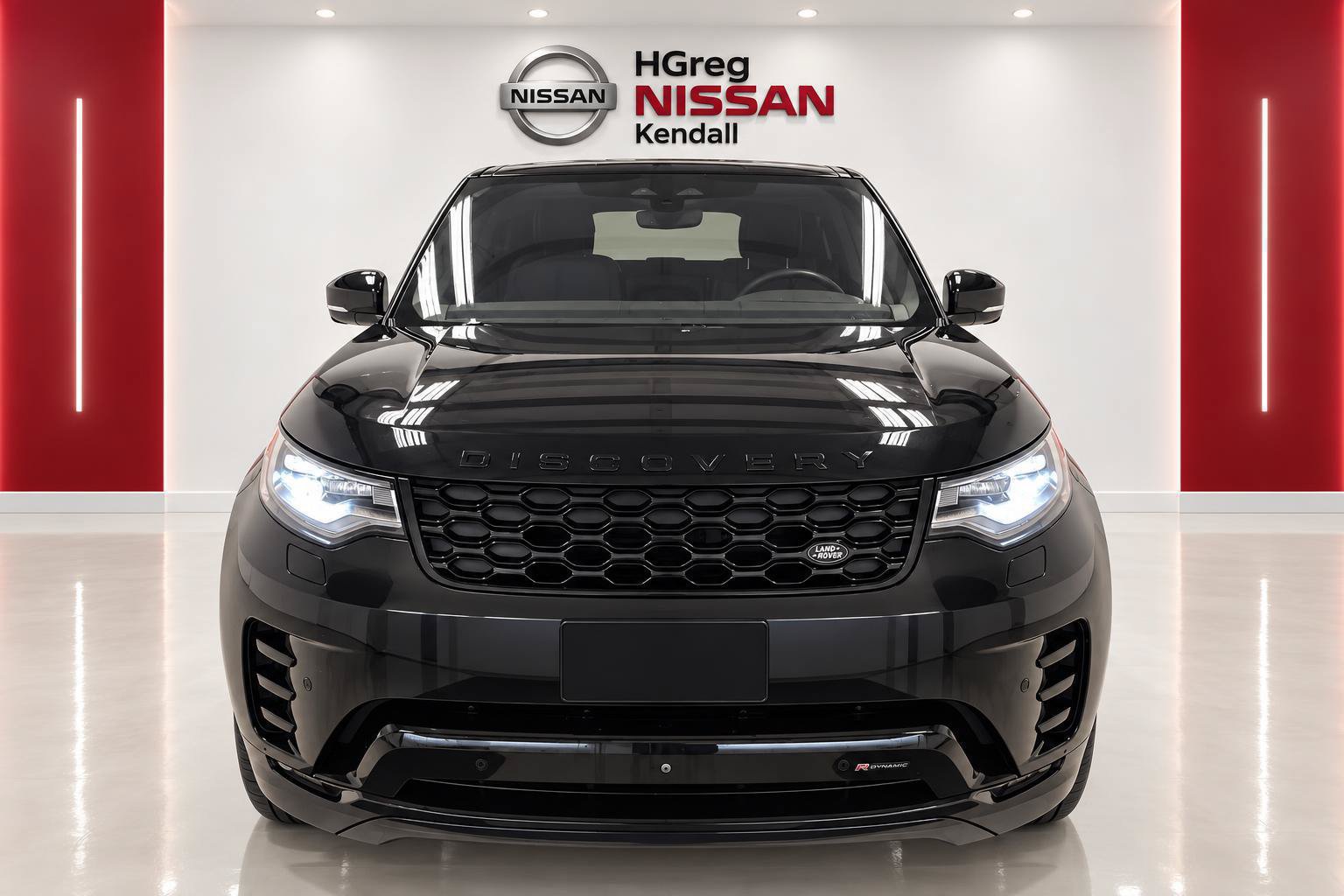 Used 2023 Land Rover Discovery S R-Dynamic AWD/4WD image 5