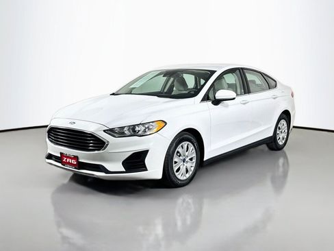 Used 2020 Ford Fusion S FWD image 1