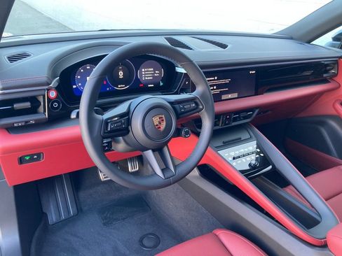 New 2025 Porsche Macan 4S Electric image 4