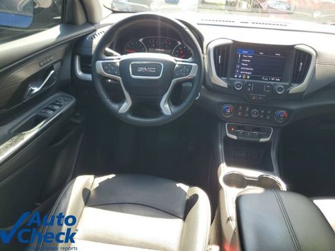 Used 2023 GMC Terrain SLT w/ Elevation Edition FWD image 18