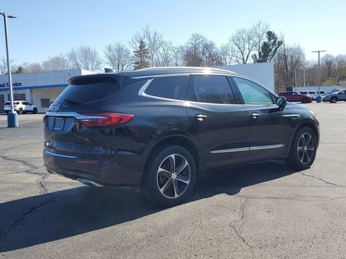 Used 2021 Buick Enclave Essence w/ Sport Touring Edition AWD/4WD image 3
