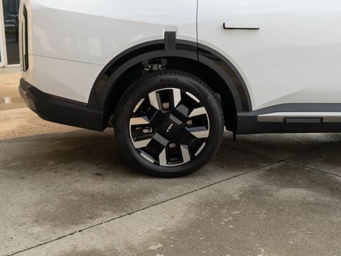 New 2027 Kia Telluride S w/ Towing Package AWD/4WD image 36
