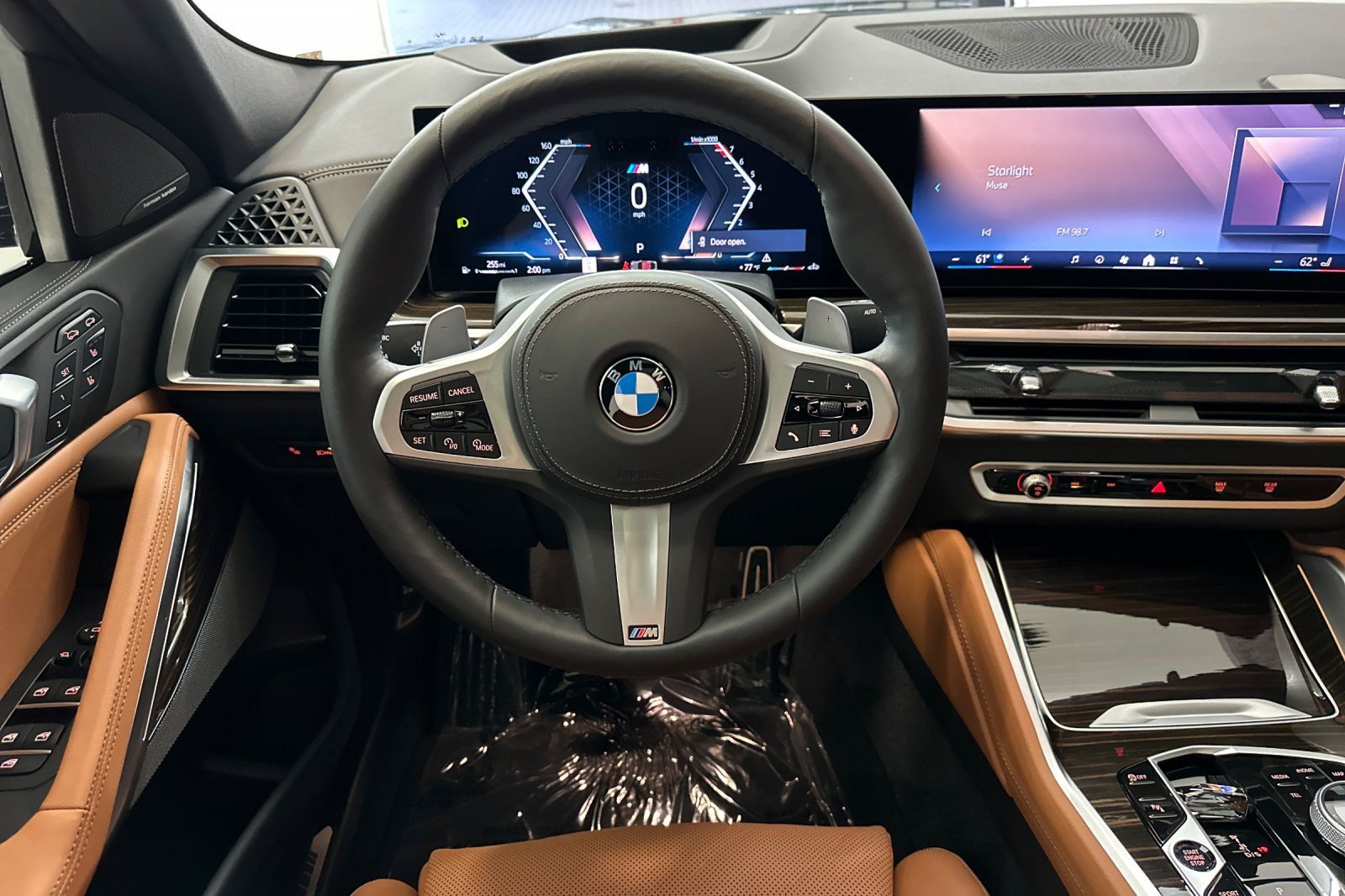 Used 2027 BMW X6 xDrive40i w/ Executive Package AWD/4WD image 32
