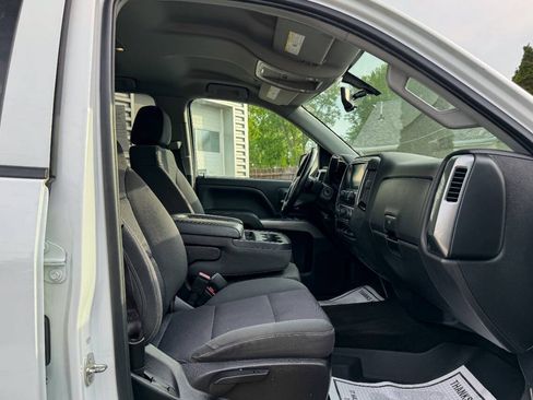 Used 2018 Chevrolet Silverado 1500 LT w/ All Star Edition AWD/4WD image 11