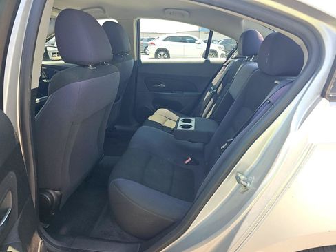 Used 2013 Chevrolet Cruze LT FWD image 10