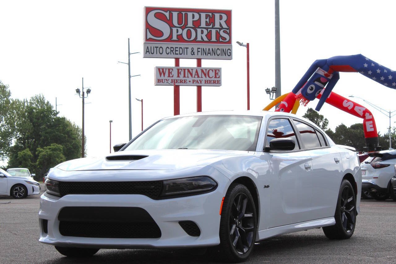 Used 2023 Dodge Charger R/T w/ Blacktop Package RWD image 7