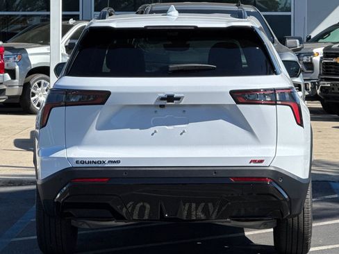 New 2026 Chevrolet Equinox RS w/ Safety and Technology Package image 4