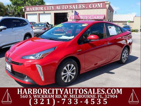 Used 2019 Toyota Prius LE w/ Carpet Mat Package AWD/4WD image 1